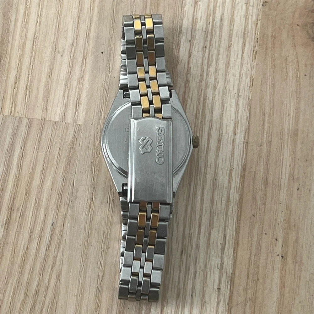 Seiko SQ Vintage Ladies Watch Yellow Dial Two-Tone Bracelet Day Date Windows
